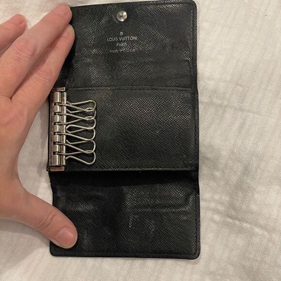 Louis Vuitton Damier Black Multicles 6 Key Case Holder LV Box Key Holder - Picture 7 of 11